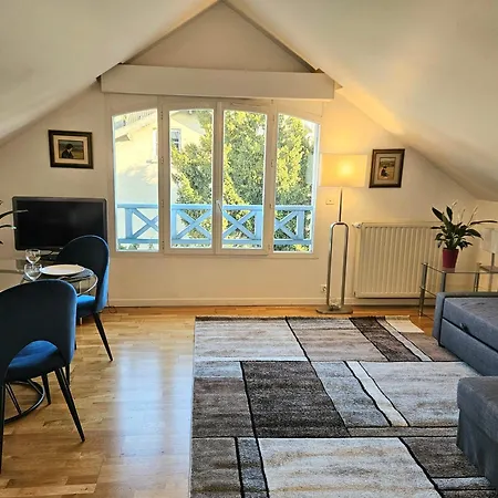 Appartamento Grand Loft 2 Pièces Calme Vue Sur Les Toits Rueil-Malmaison