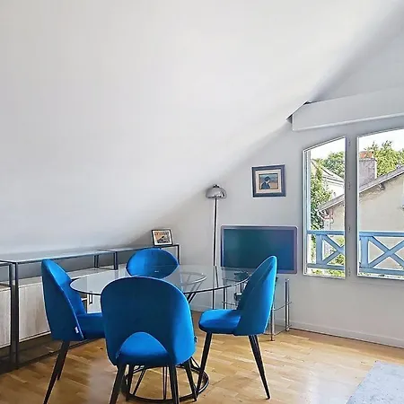 Esprit Loft Centre *