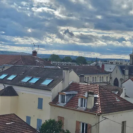 Esprit Loft 2 Pieces Vue Sur Jardins Rueil-Malmaison